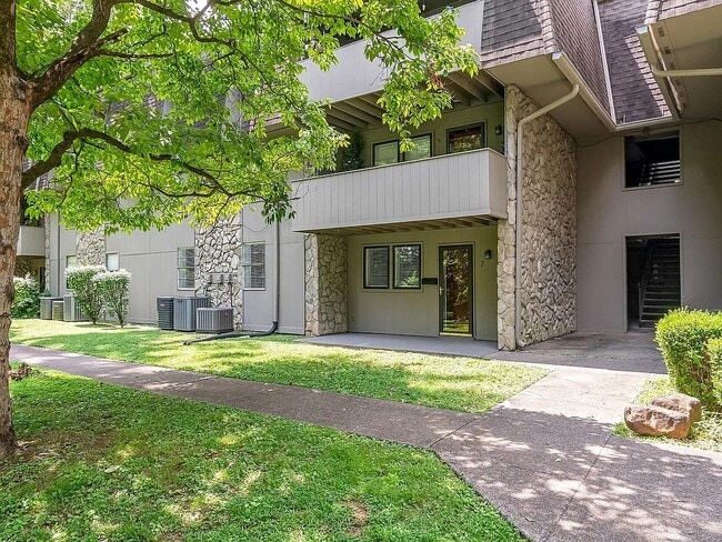 Photo - 2929 Selena Dr Unidad 7