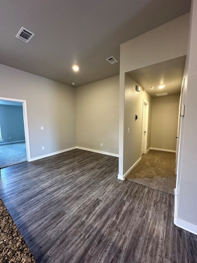 Photo - 1313 Red Cliff Ave