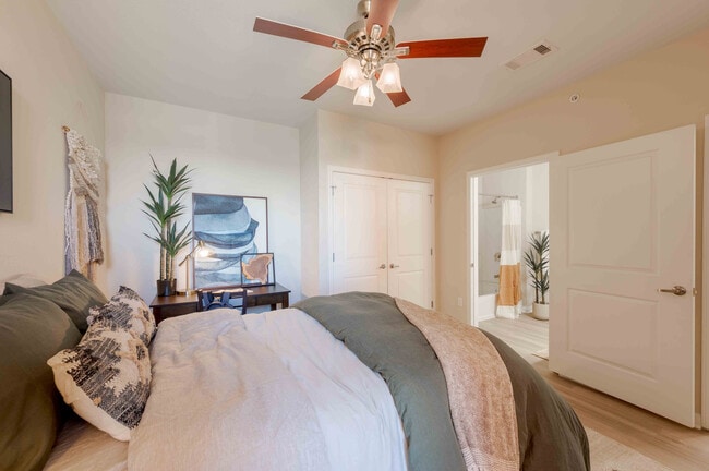 Park-on-Morton-Apartments-Near-Indiana-University-Bloomington-Spacious-Bedroom-and-Bathroom