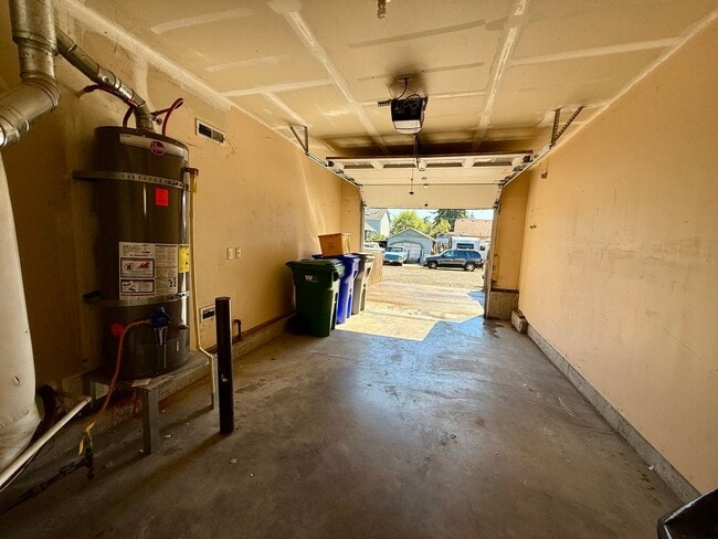 Photo - 6836 SE 76th Ave