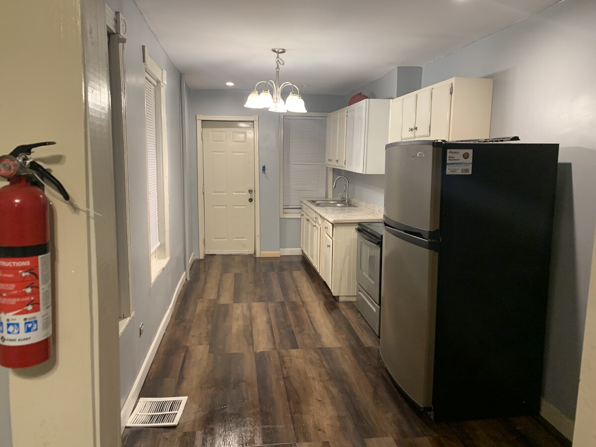 Photo - 627 Locust St