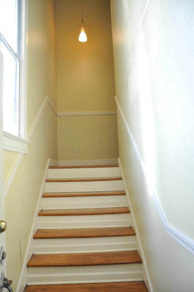 Photo - 912 N 6th St Unit 912