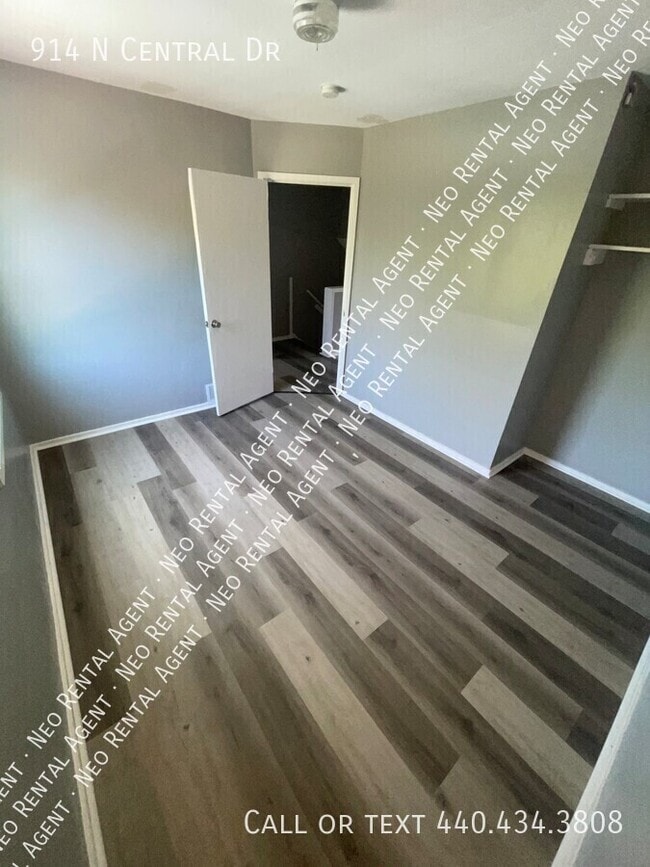 Photo - 914 N Central Dr