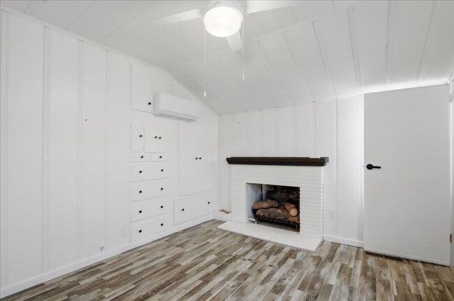 601 Poplar Ave