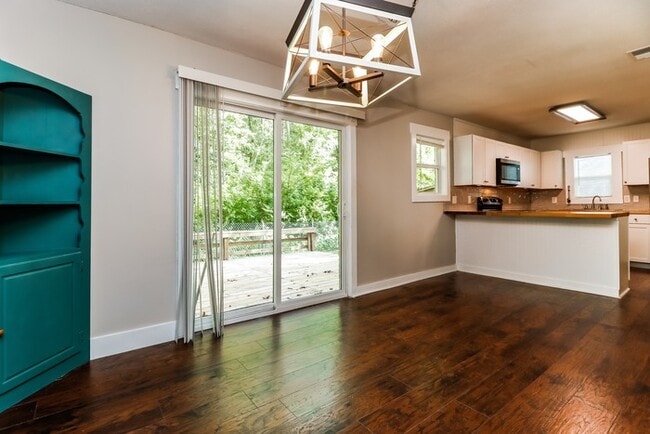 Photo - 1865 Jaywood Cir