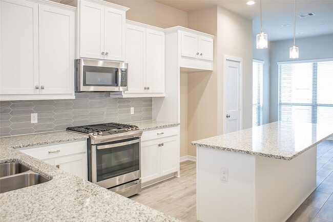 Photo - 10465 Wild Rice