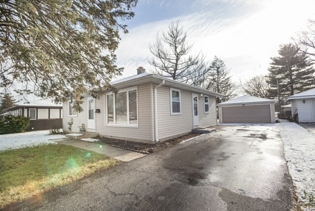 Photo - 2205 Campbell St