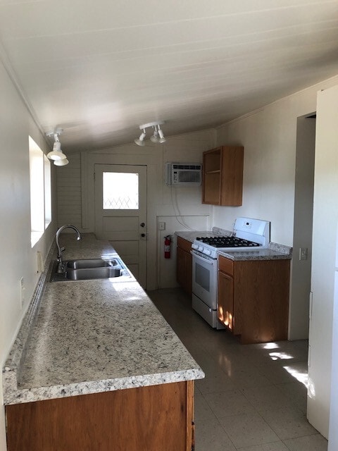 Photo - Early 1900's Charm In This Two Bedroom in Prescott