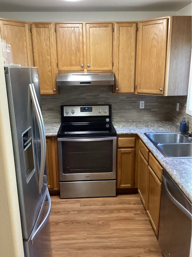 Photo - 66 NW 33rd Pl