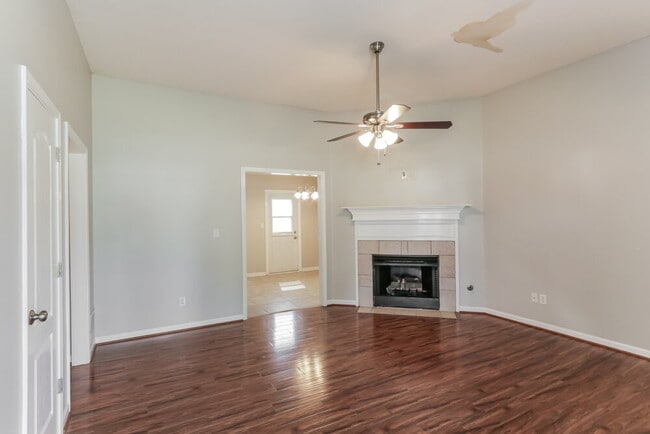 Photo - 1329 Annesdale Dr