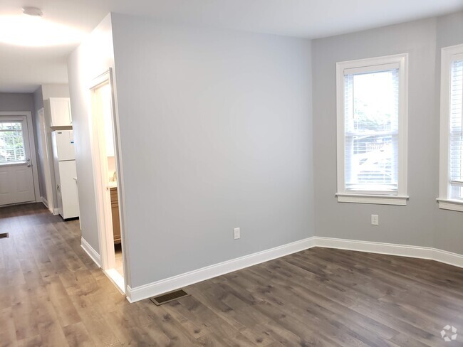 Building Photo - 119 W Adams St Unit 119 Rental