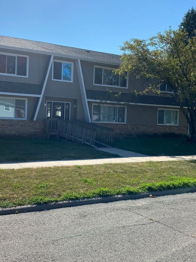 Colby Apartments - Colby Apartments