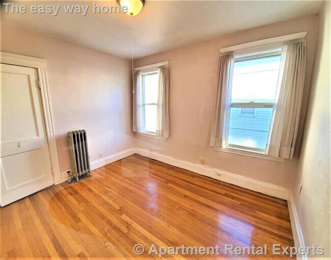 Photo - 39 Waterhouse St Unit #3