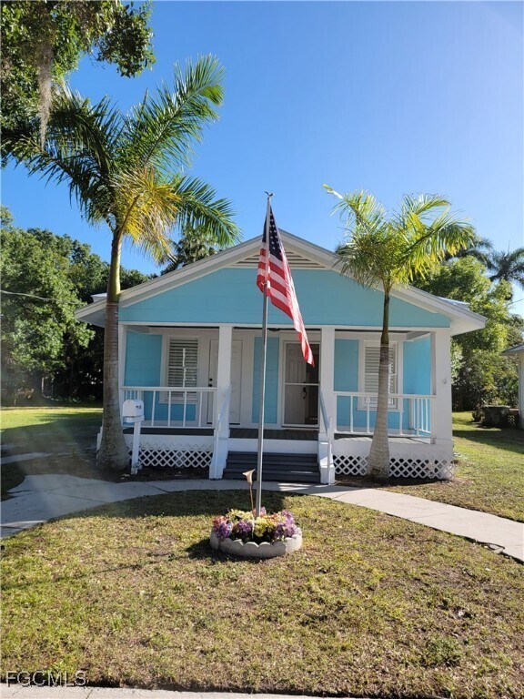 Photo - 1603 Woodford Ave