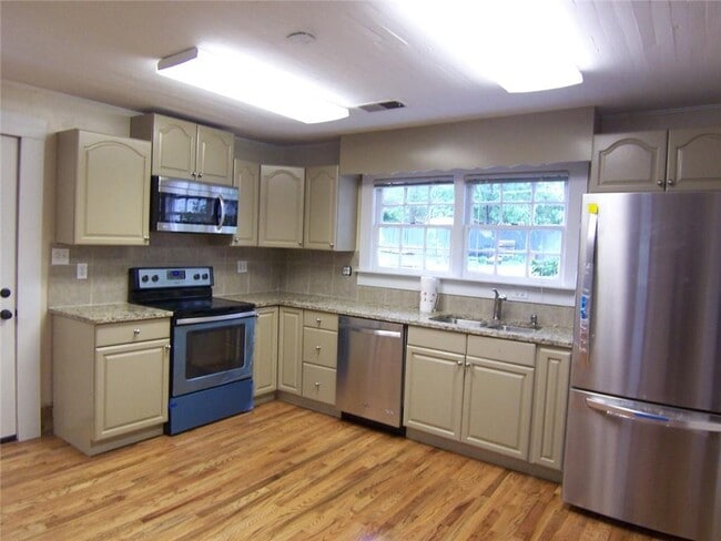 115 King St