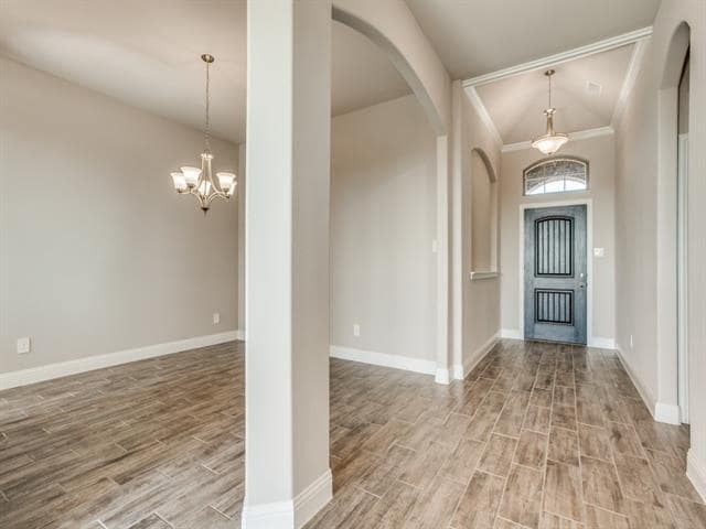 Photo - 533 Redbud Dr