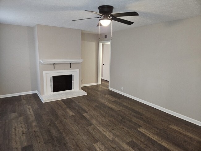 Photo - 101 Edgewood Dr