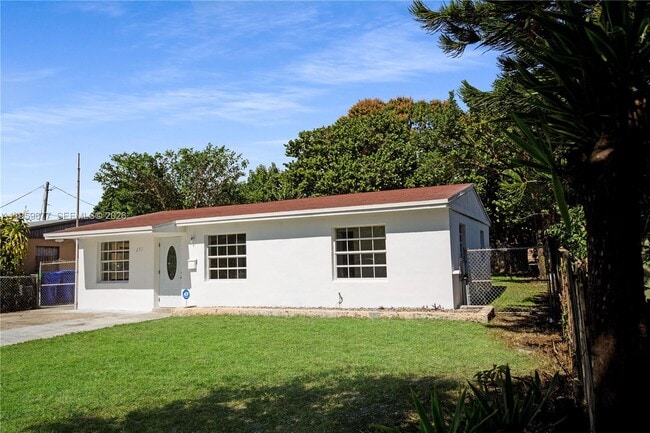 Building Photo - 2311 Fletcher St