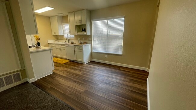 Photo - Montebello Villas