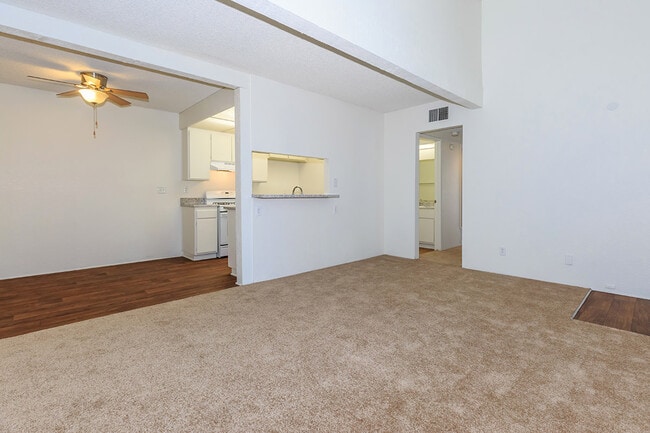 Photo - Carlyle Square Apartment Homes