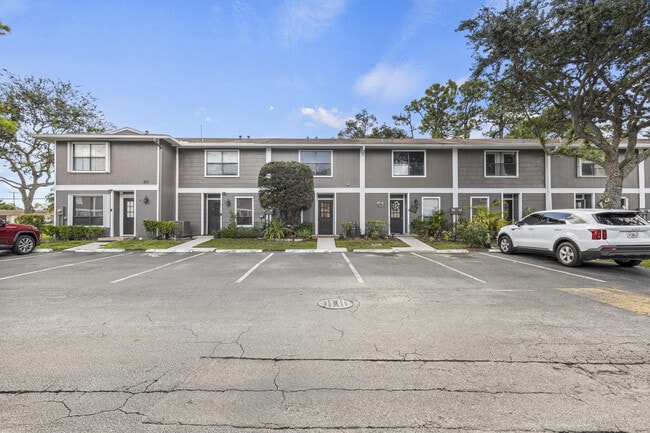 Photo - 814 Hill Dr