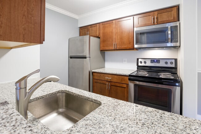 1 BR, 1 BA - 720 SF, Luxury