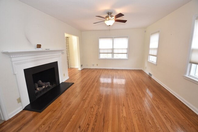 Photo - Adorable 3 Bedroom on McKinley Ave. South ...