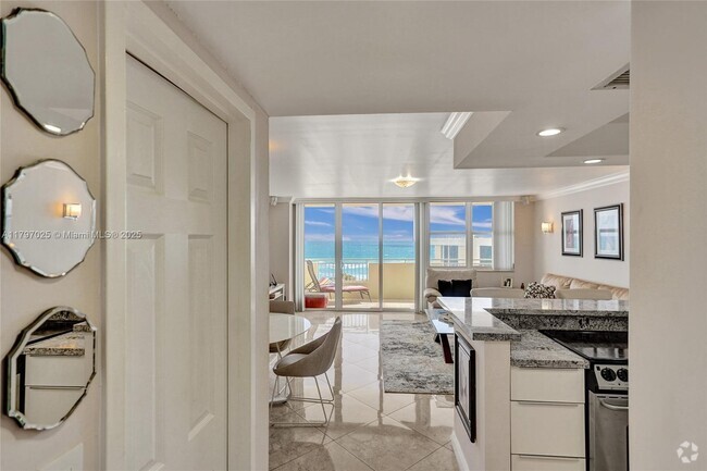 Building Photo - 3180 S Ocean Dr Unit 415 Rental