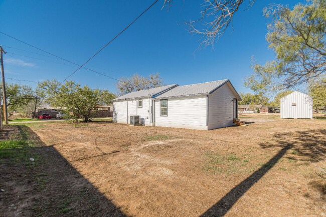 Photo - 509 Brown Ave