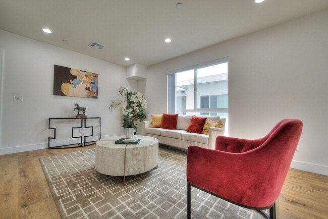 Photo - 11726 Hamlin St Unit 11728.5