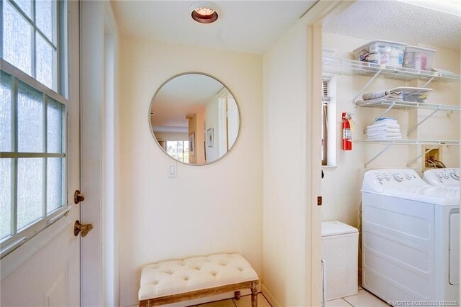 Photo - 5593 NE Gulfstream Way