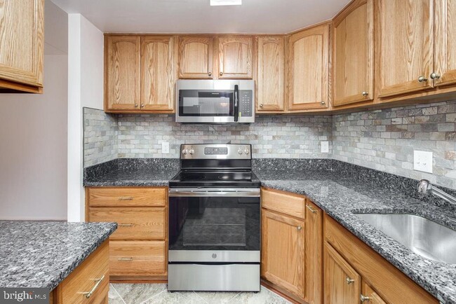 Photo - 6300 Stevenson Ave Unit 722