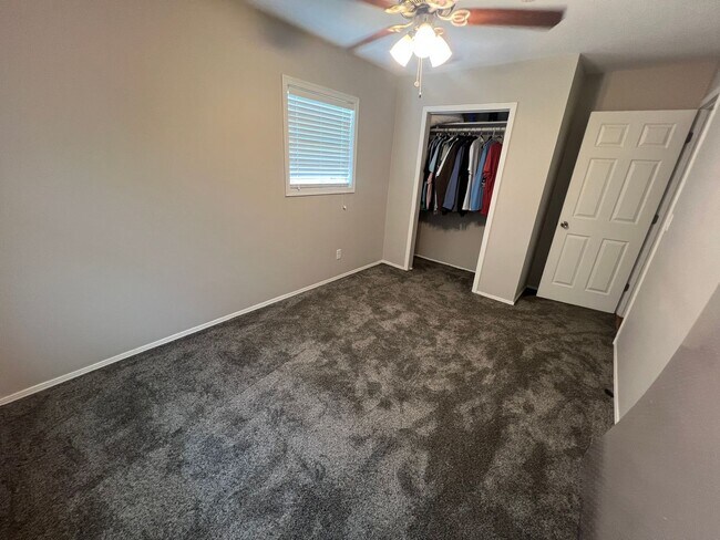 Photo - 420 Walnut St
