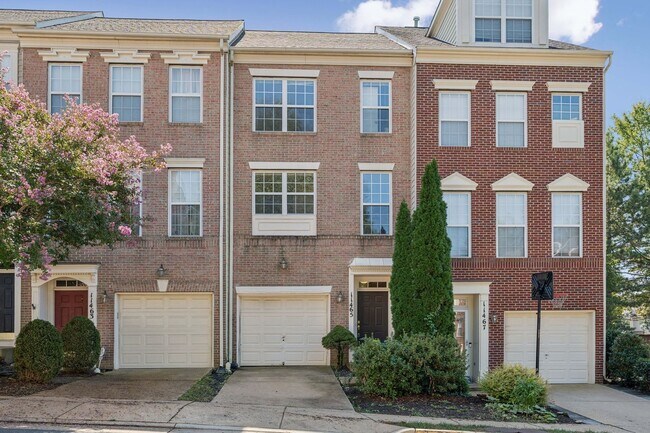 Building Photo - Prime Fairfax Location! Conveniently situa... Rental