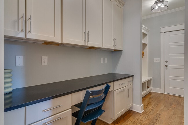 Photo - 1407 Pillow St