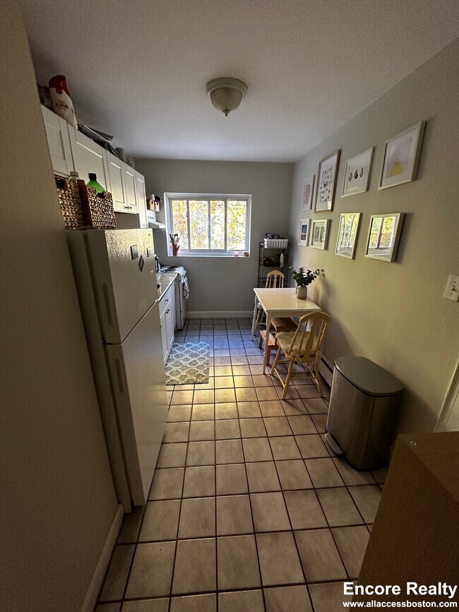 Photo - 63 Selkirk Rd Unit 12