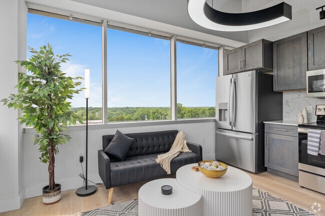 1BR, 1BA - 750SF - LIving Space