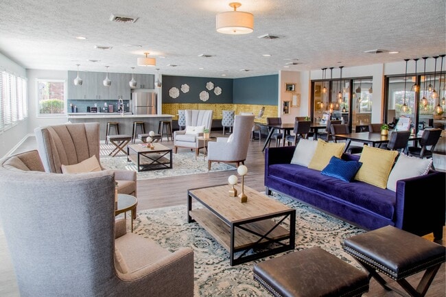 Photo - Lake Castleton Apartments