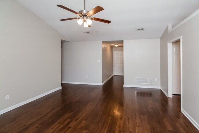 Photo - 1741 Madison Cove E