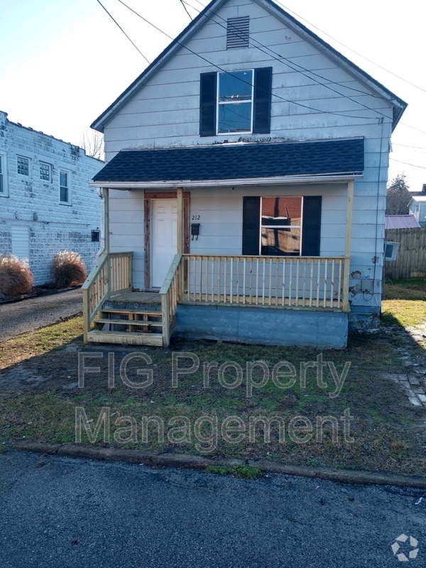 Building Photo - 212 Clinton St Rental