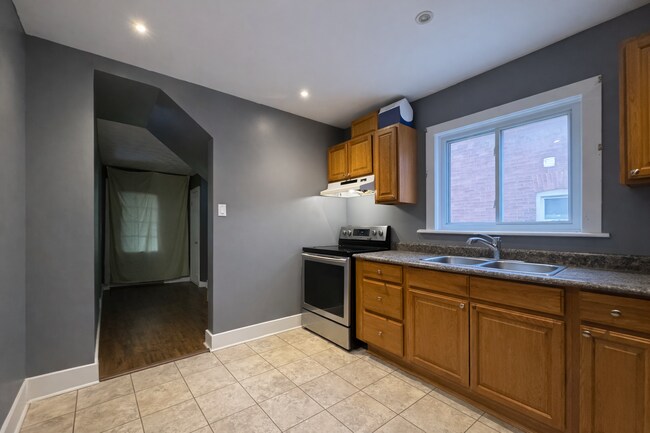 Photo - 5321 Morrison St Unit Lower