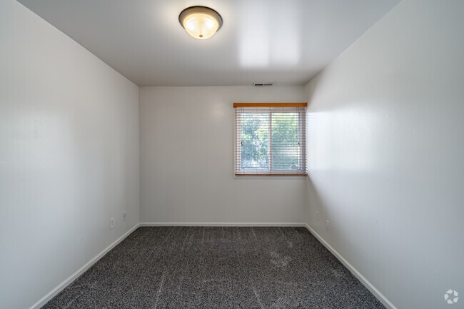 2BR, 1BA - 975SF - Second Bedroom