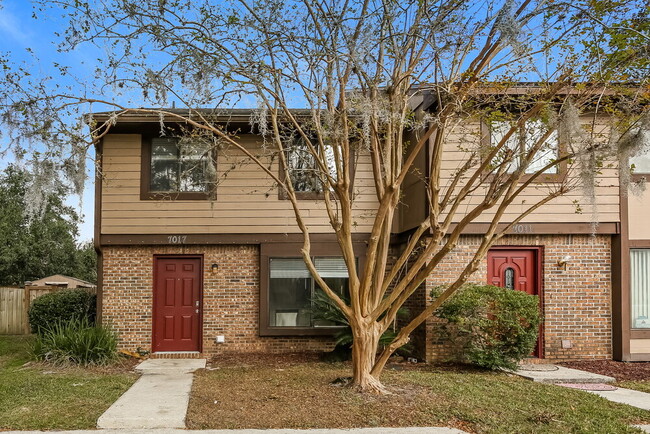 Photo - 7017 Prestwick Cir N Townhome