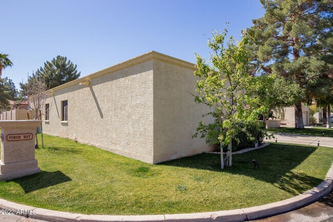 Photo - 311 E Pinon Way