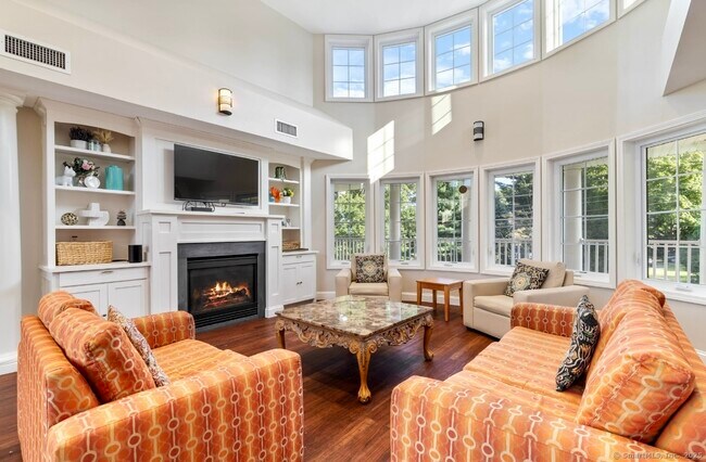 14 Godfrey St
