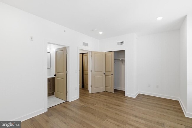 Photo - 2643 N 6th St