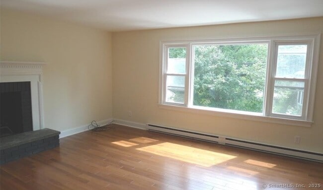 Photo - 36 Richmondville Ave