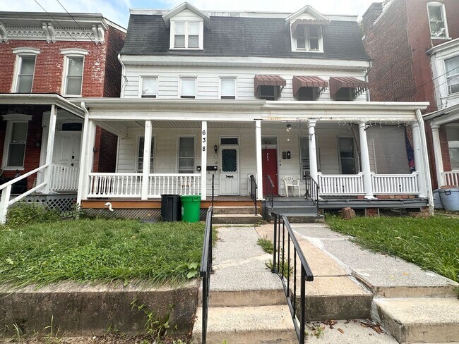 Photo - 638 W Philadelphia St Unidad APT# 2