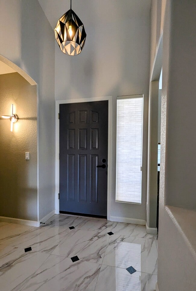 Photo - 10867 W Chino Dr