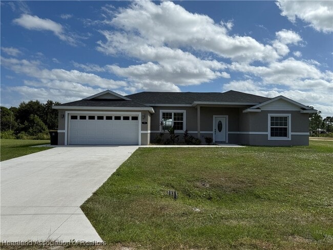 Building Photo - 91 Hellcat Ct NW